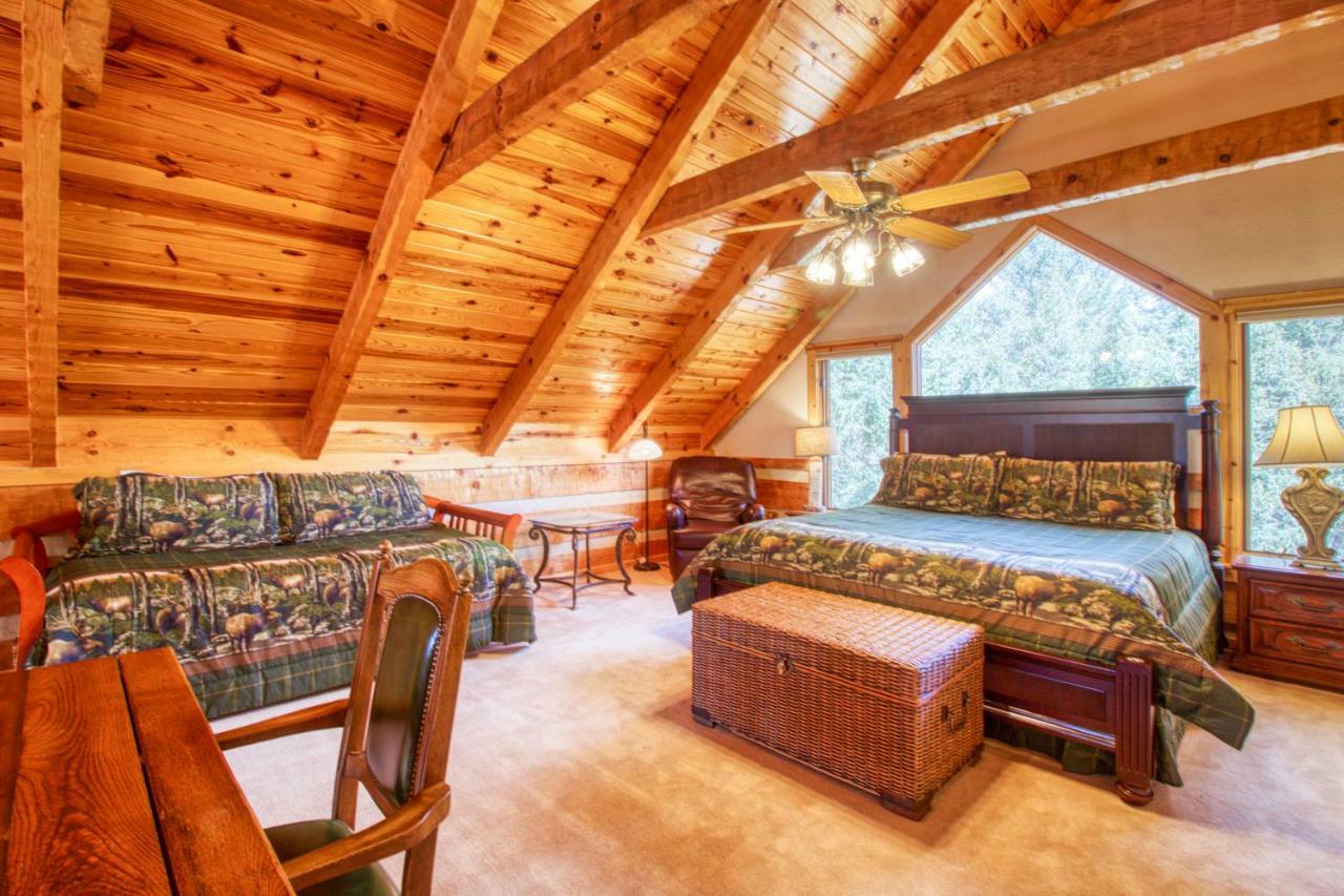 Timber Wolf Villa วูดแลนด์พาร์ค ภายนอก รูปภาพ