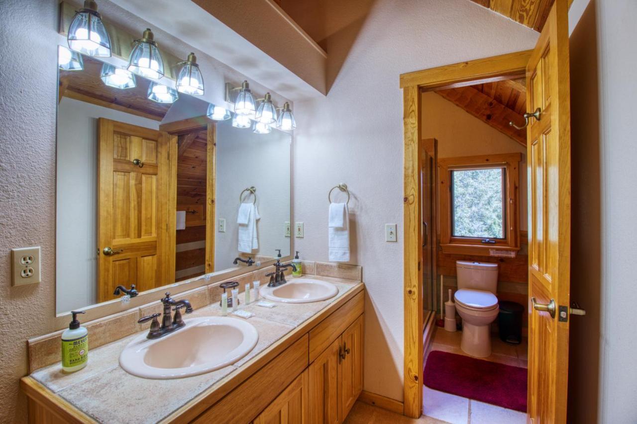 Timber Wolf Villa วูดแลนด์พาร์ค ภายนอก รูปภาพ